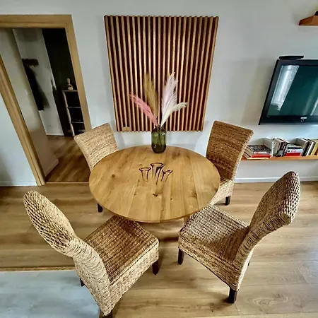 W Parku Przy Teatrze Apartament *