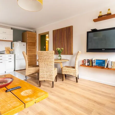 W Parku Przy Teatrze Szczawno-Zdroj