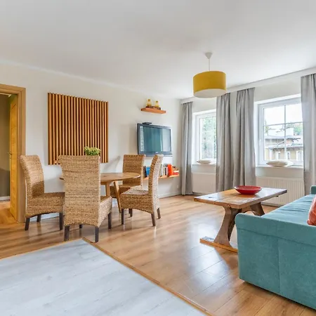 W Parku Przy Teatrze *