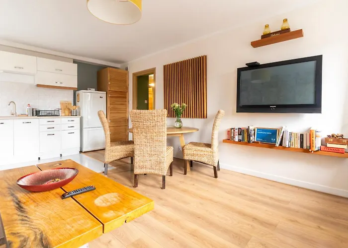 W Parku Przy Teatrze Szczawno-Zdroj